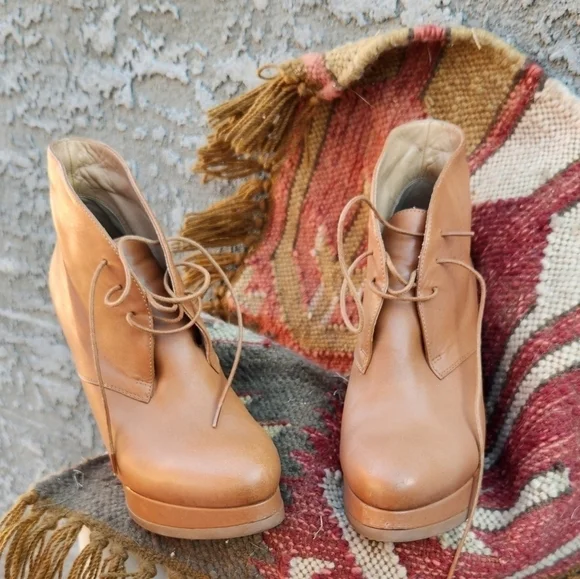 VINTAGE JIL SANDER LEATHER LACE UP BOOTS Up Boots‎